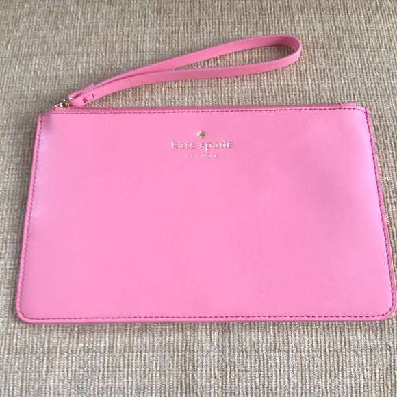 kate spade Handbags - NWT Kate Spade Eli Wristlet -Pink